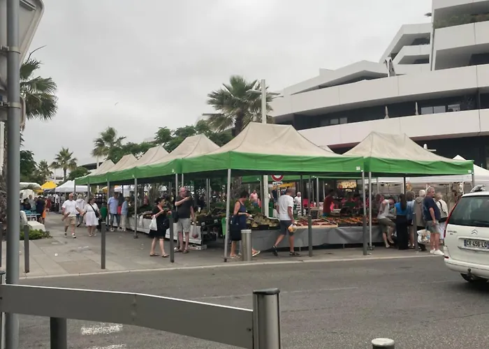 6 Personnes Cap D'agde * Agde